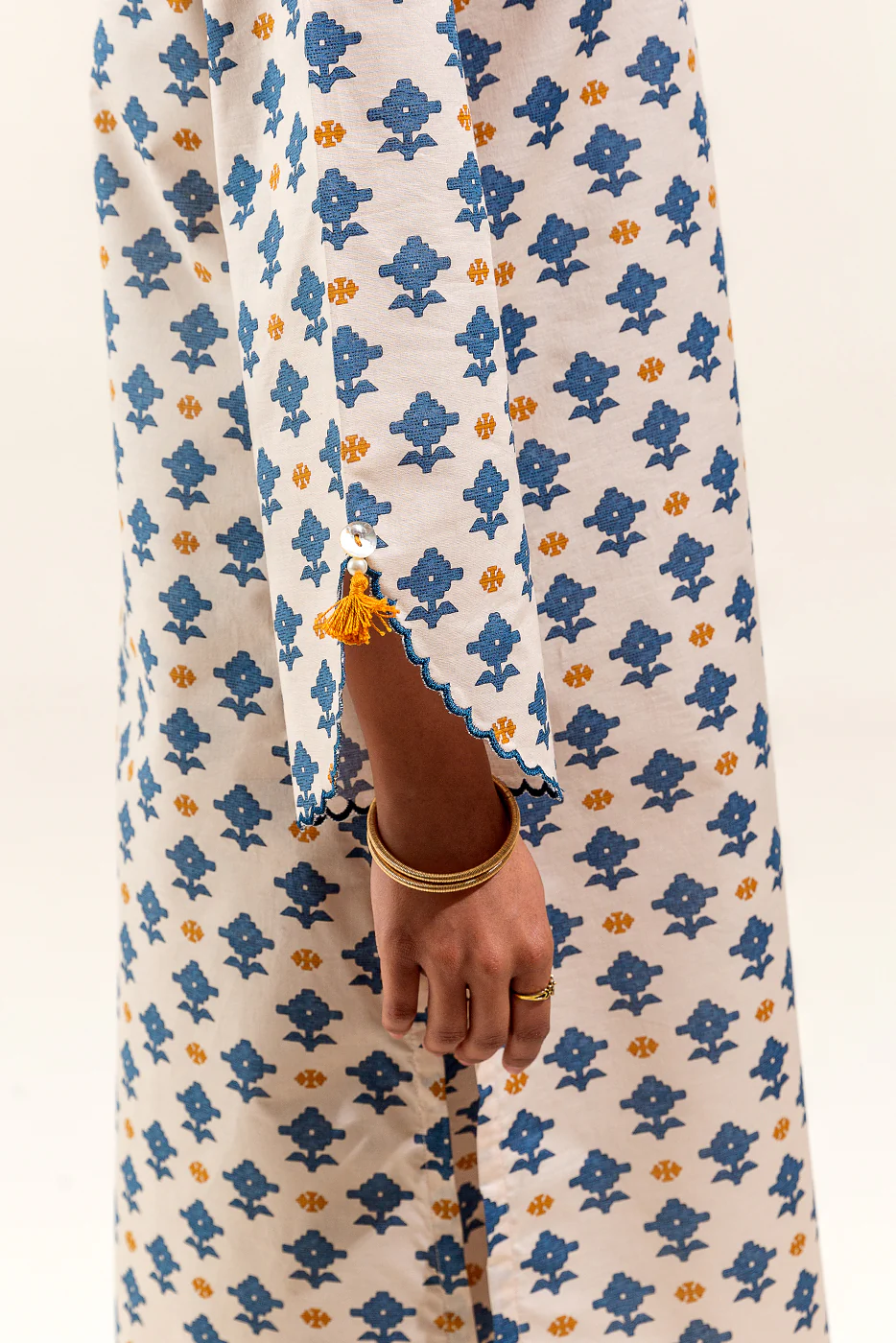2 PIECE PRINTED SUIT-WHISPERING YALE (UNSTITCHED) - Image 3