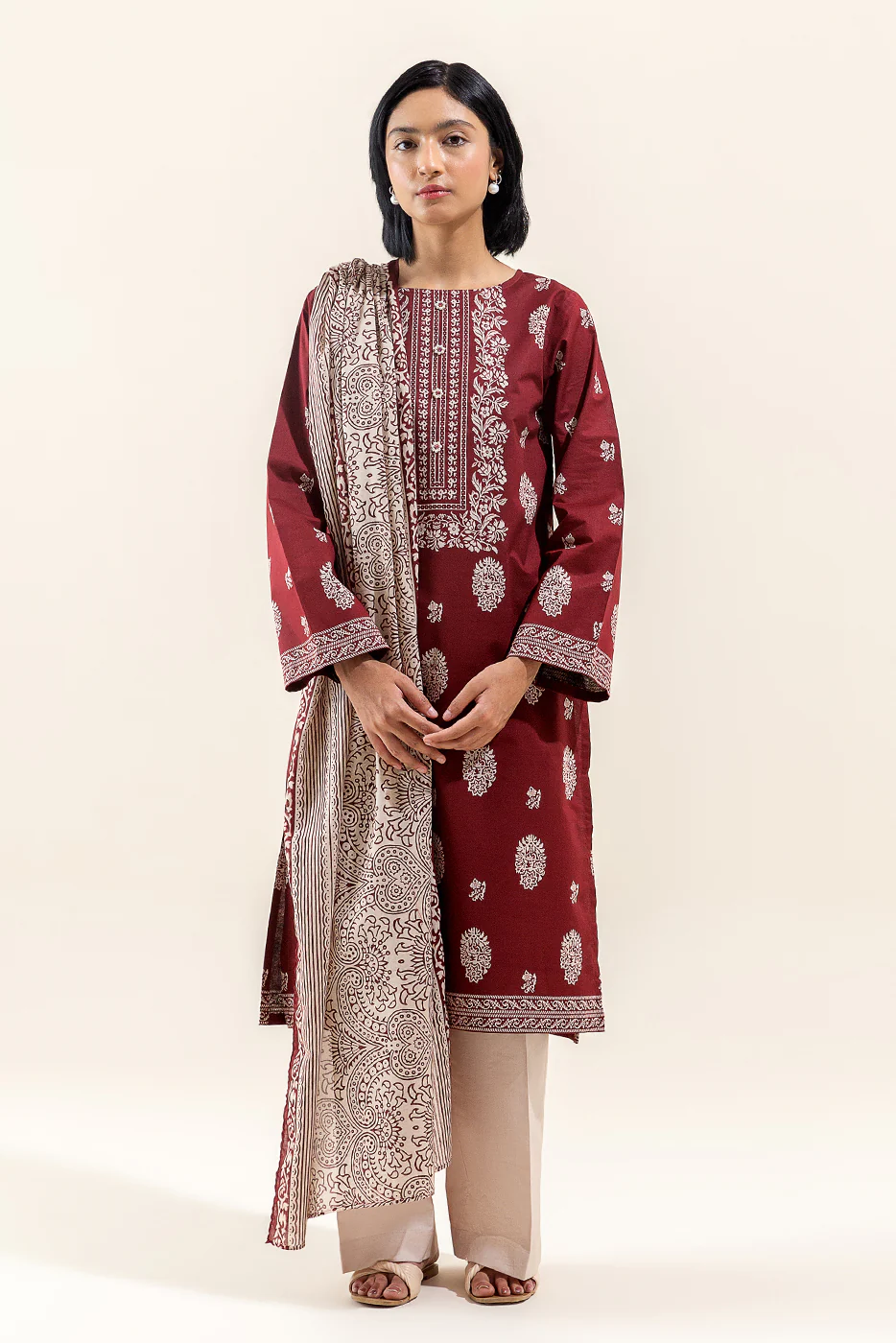 2 PIECE PRINTED LAWN SUIT-GARNET LOOM (UNSTITCHED) - Image 2