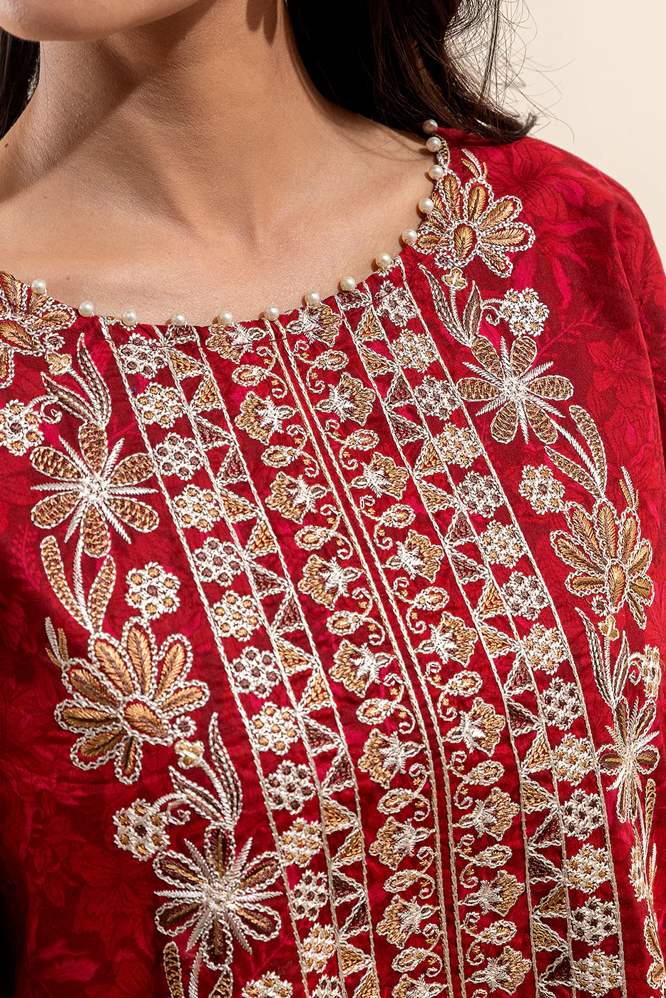 3 PIECE EMBROIDERED LAWN SUIT-GARNET FALL (UNSTITCHED) - Image 5