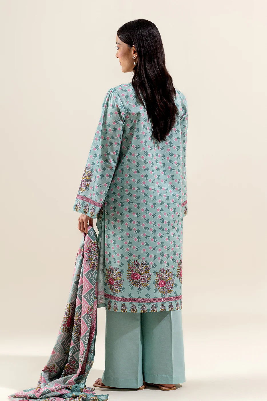 3 PIECE EMBROIDERED LAWN SUIT-SAGE GREEN (UNSTITCHED) - Image 5