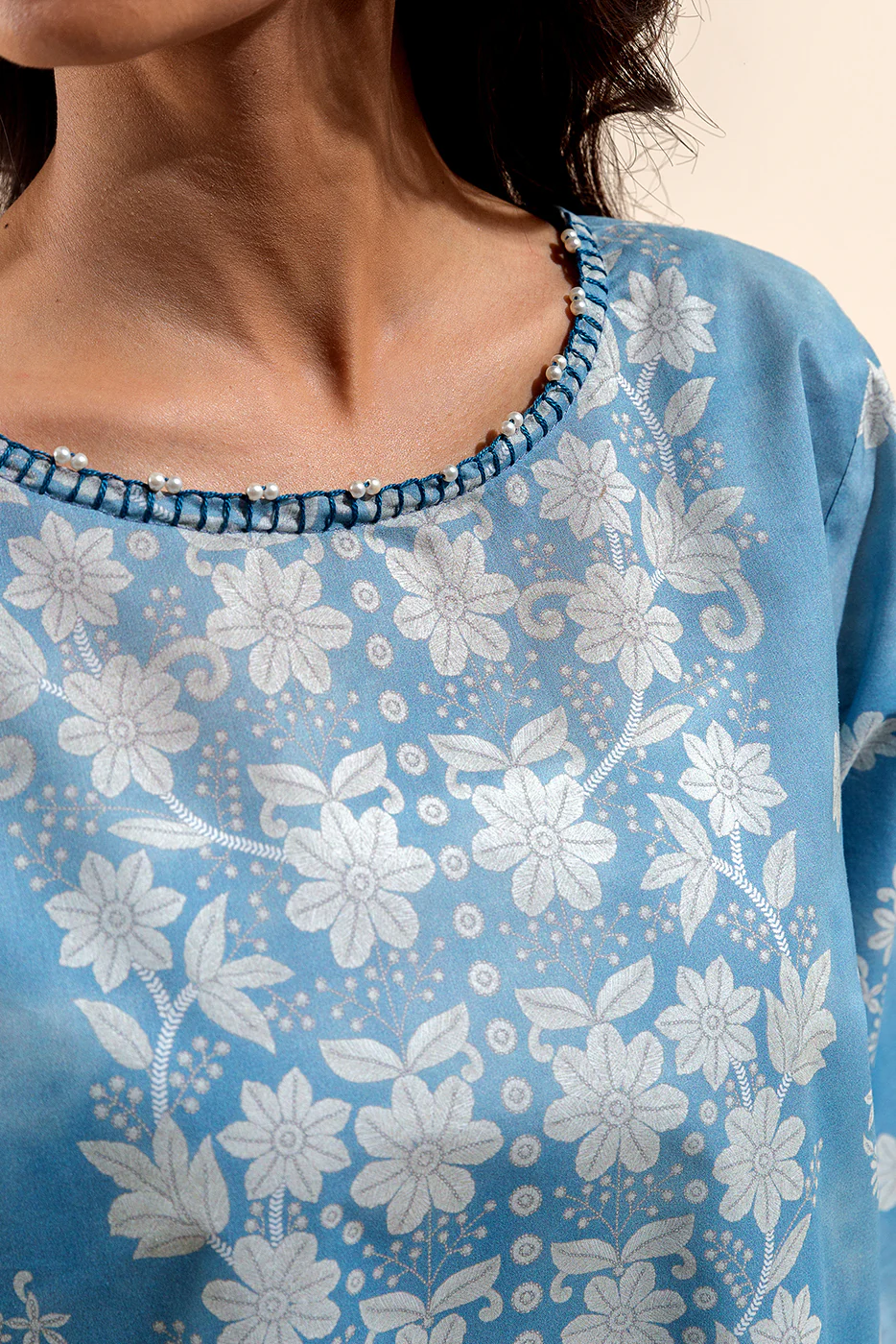 3 PIECE PRINTED LAWN SUIT-CLOUDY BLOOM (UNSTITCHED) - Image 5
