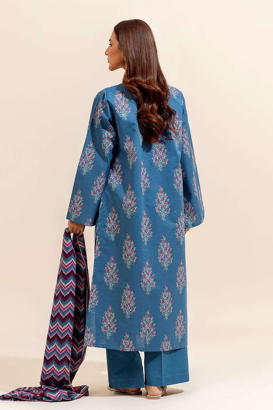 3 PIECE PRINTED LAWN SUIT-MARINE SERENITY (UNSTITCHED) - Image 4