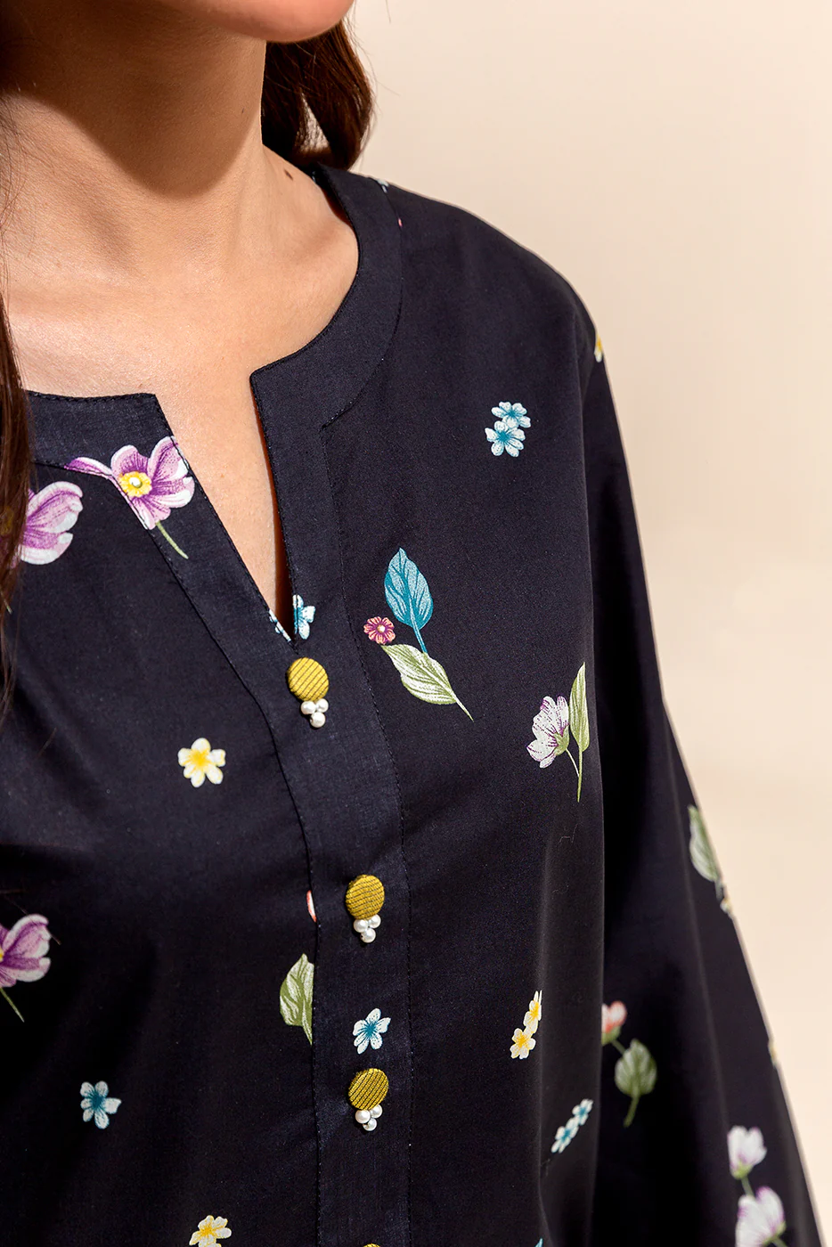 3 PIECE PRINTED LAWN SUIT-NOIR CYMBIDIUM (UNSTITCHED) - Image 5