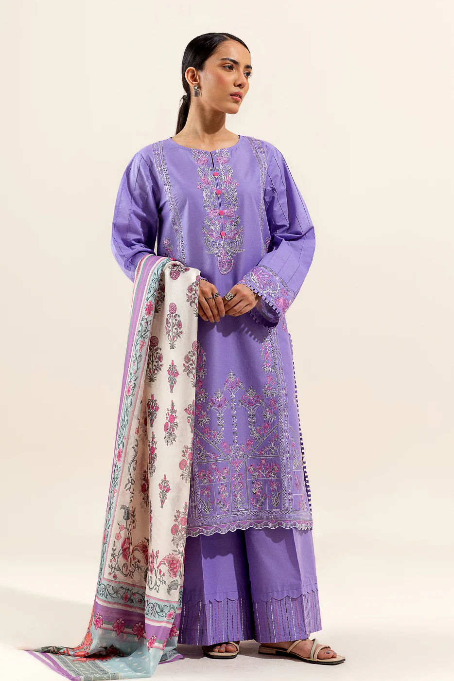 3 PIECE EMBROIDERED LAWN SUIT-ROSEATE MUSE (UNSTITCHED) - Image 3