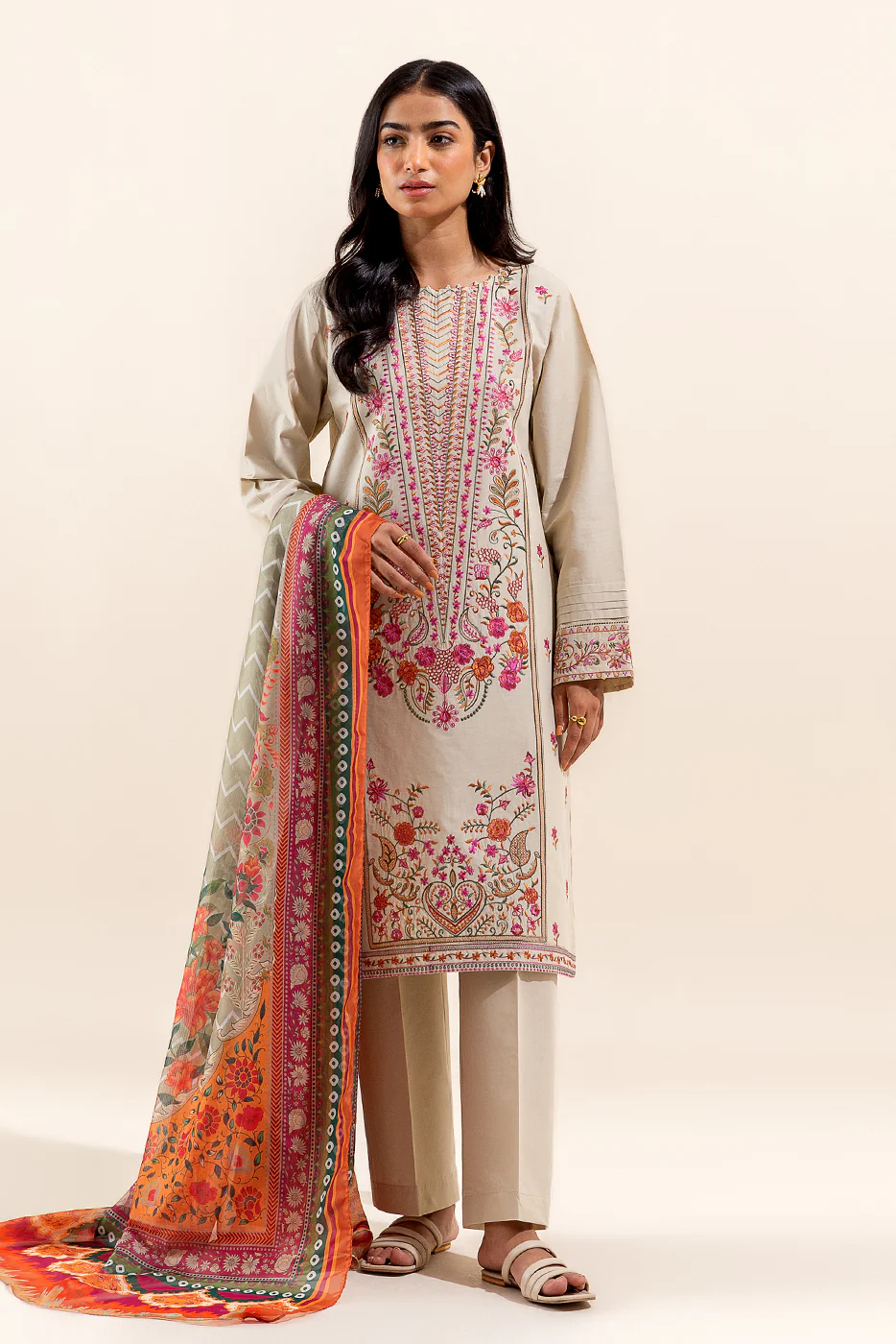 3 PIECE EMBROIDERED LAWN SUIT-CREWEL BLOOM (UNSTITCHED) - Image 3