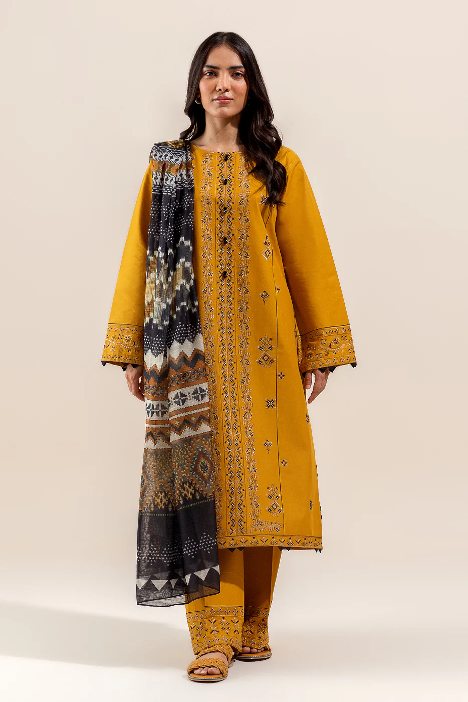 3 PIECE EMBROIDERED LAWN SUIT-MOHAGNY PITCH (UNSTITCHED) - Image 2
