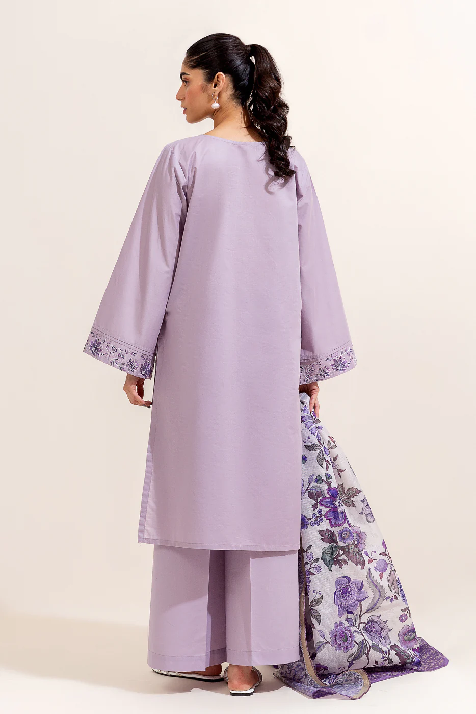 2 PIECE EMBROIDERED LAWN-LILAC LUXURIATE (UNSTITCHED) - Image 4