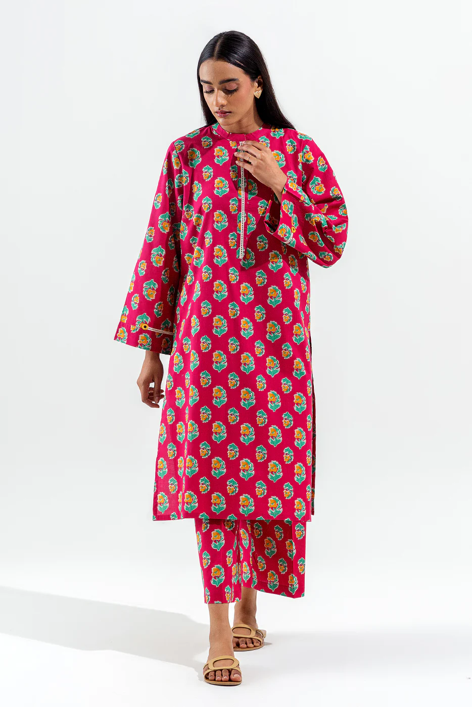 2 PIECE PRINTED LAWN SUIT (PRET) - Image 2