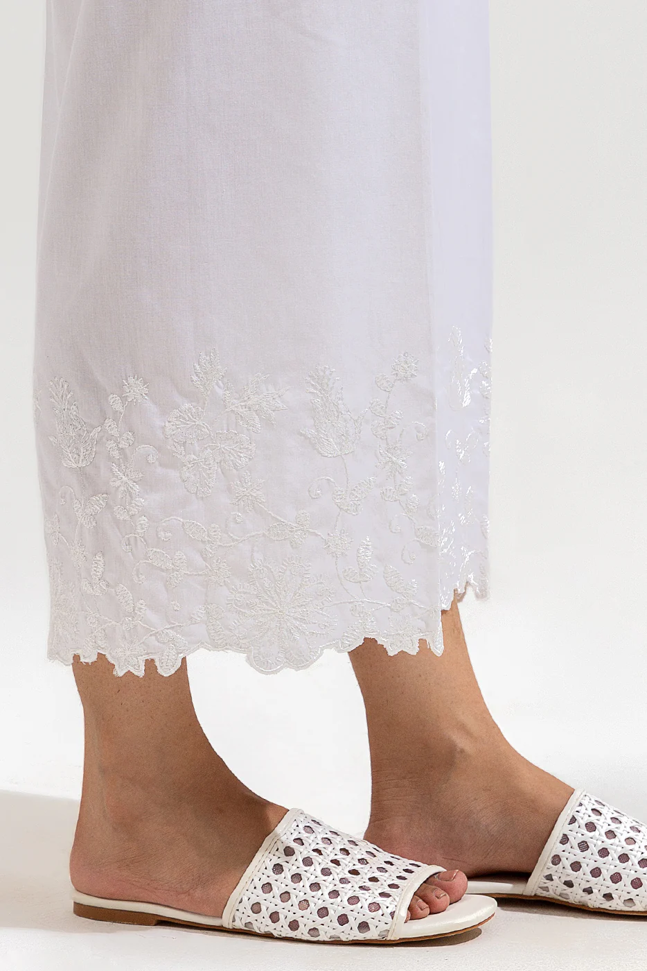 EMBROIDERED CULOTTE PANTS - Image 2