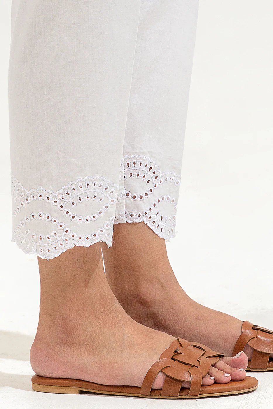 EMBROIDERED STRAIGHT PANTS - Image 2