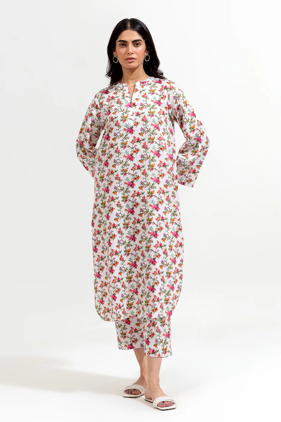 2 PIECE PRINTED PREMIUM LAWN SUIT (PRET) - Image 2