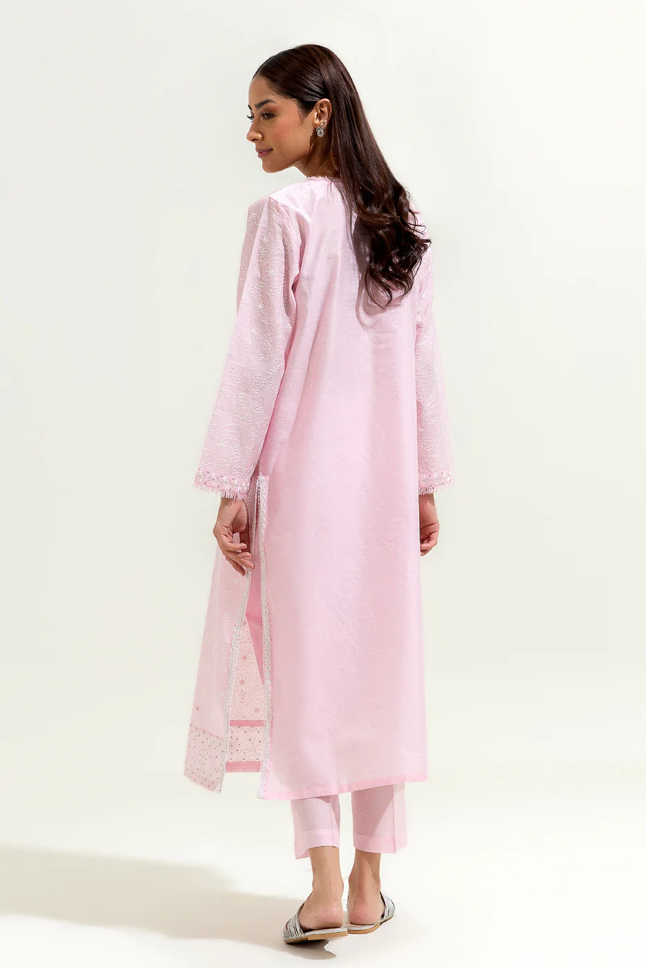 2 PIECE EMBROIDERED SLUB SUIT (LUXURY-PRET) - Image 3