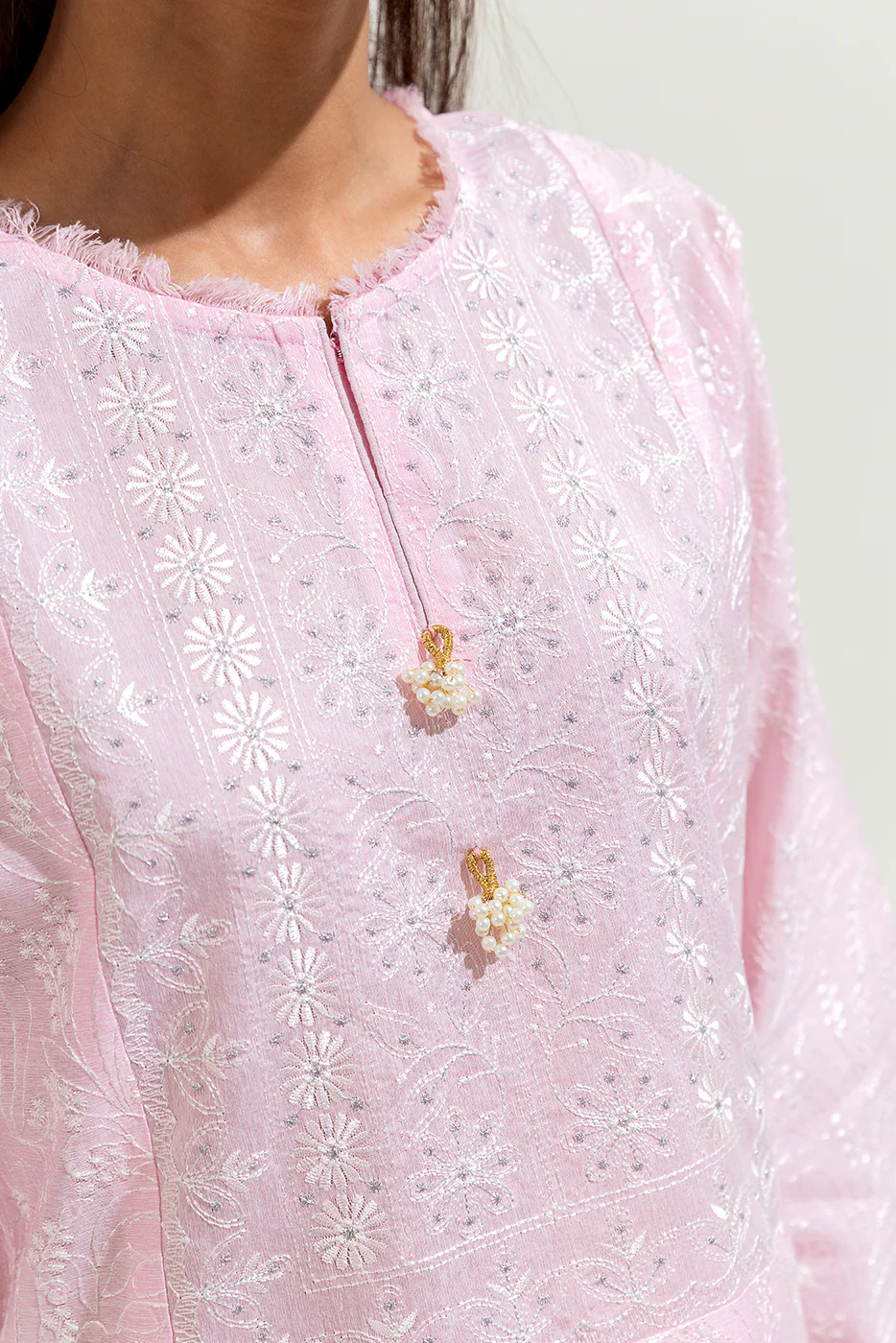 2 PIECE EMBROIDERED SLUB SUIT (LUXURY-PRET) - Image 4