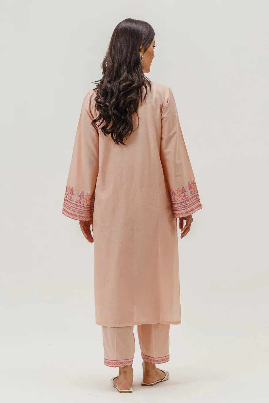 2 PIECE EMBROIDERED LAWN SUIT (PRET) - Image 3