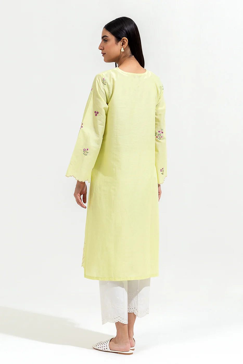 EMBROIDERED LAWN SHIRT (PRET) - Image 3