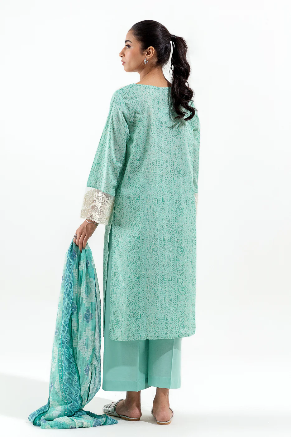 3 PIECE EMBROIDERED LAWN SUIT (PRET) - Image 4