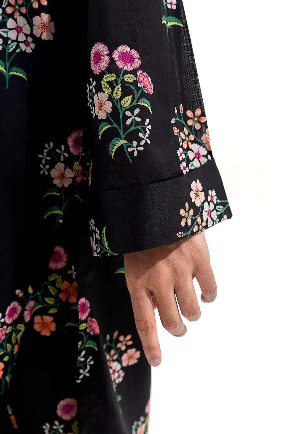 2 PIECE PRINTED LAWN SUIT (PRET) - Image 6