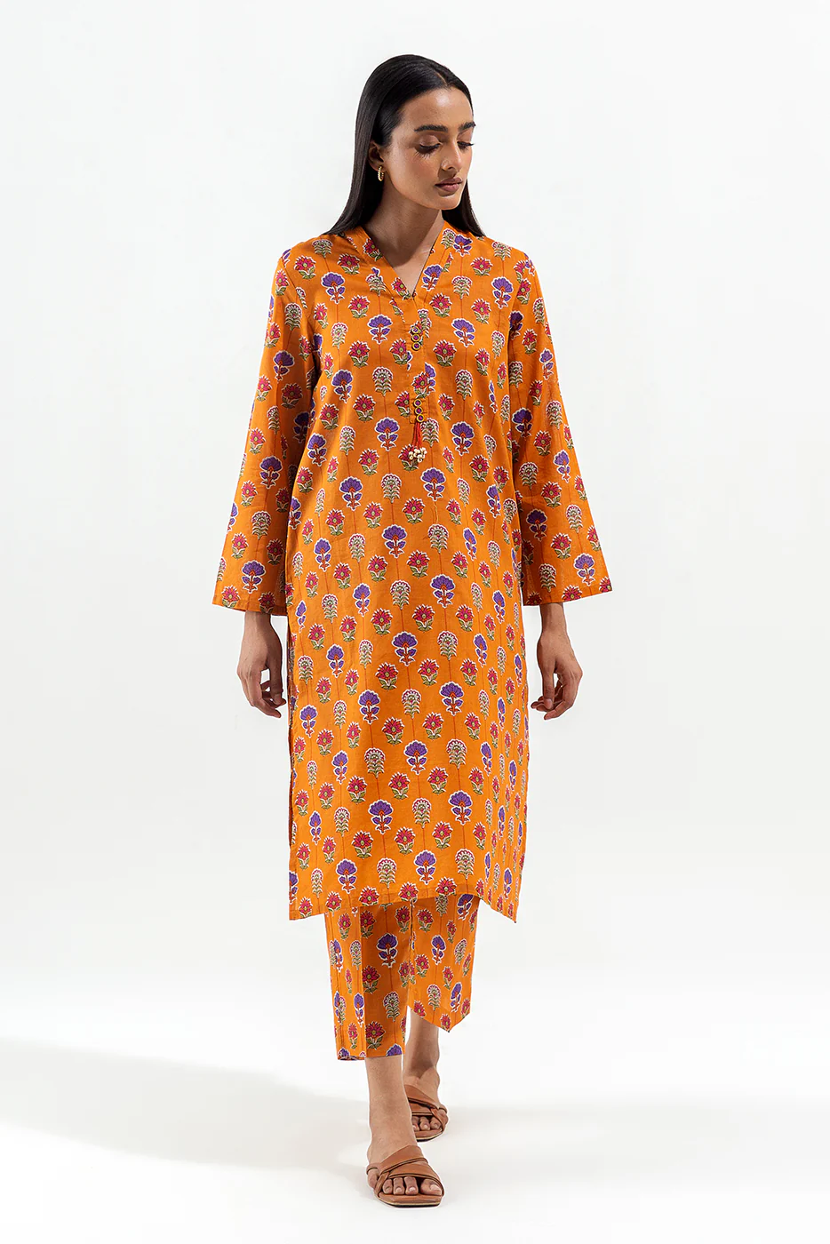 2 PIECE PRINTED LAWN SUIT (PRET) - Image 2