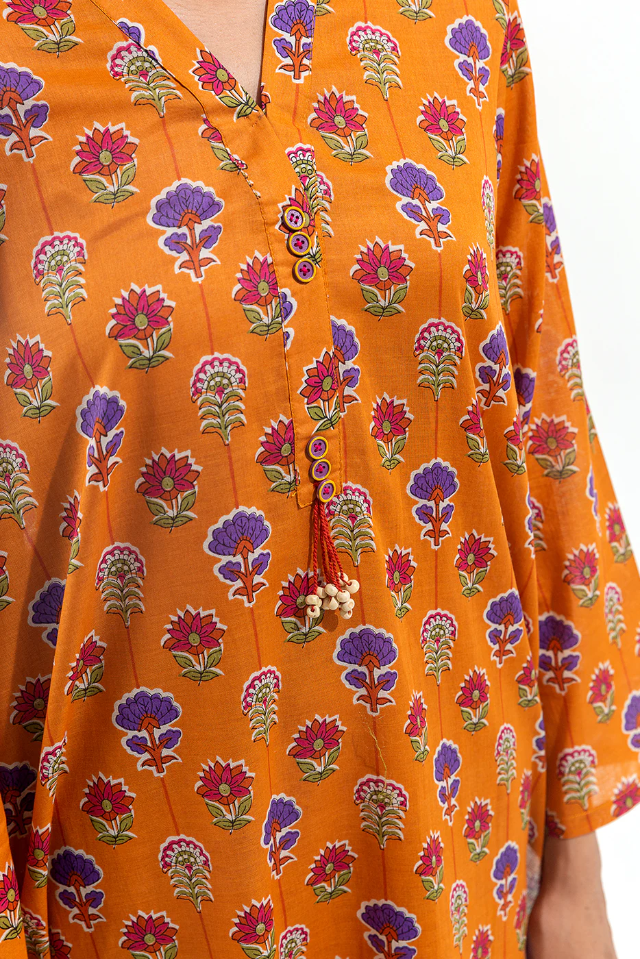 2 PIECE PRINTED LAWN SUIT (PRET) - Image 4