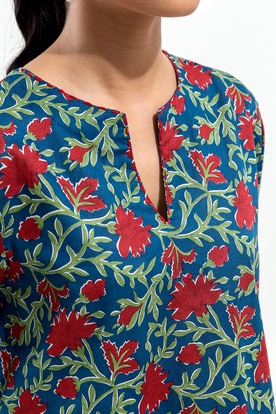 2 PIECE PRINTED LAWN SUIT (PRET) - Image 4