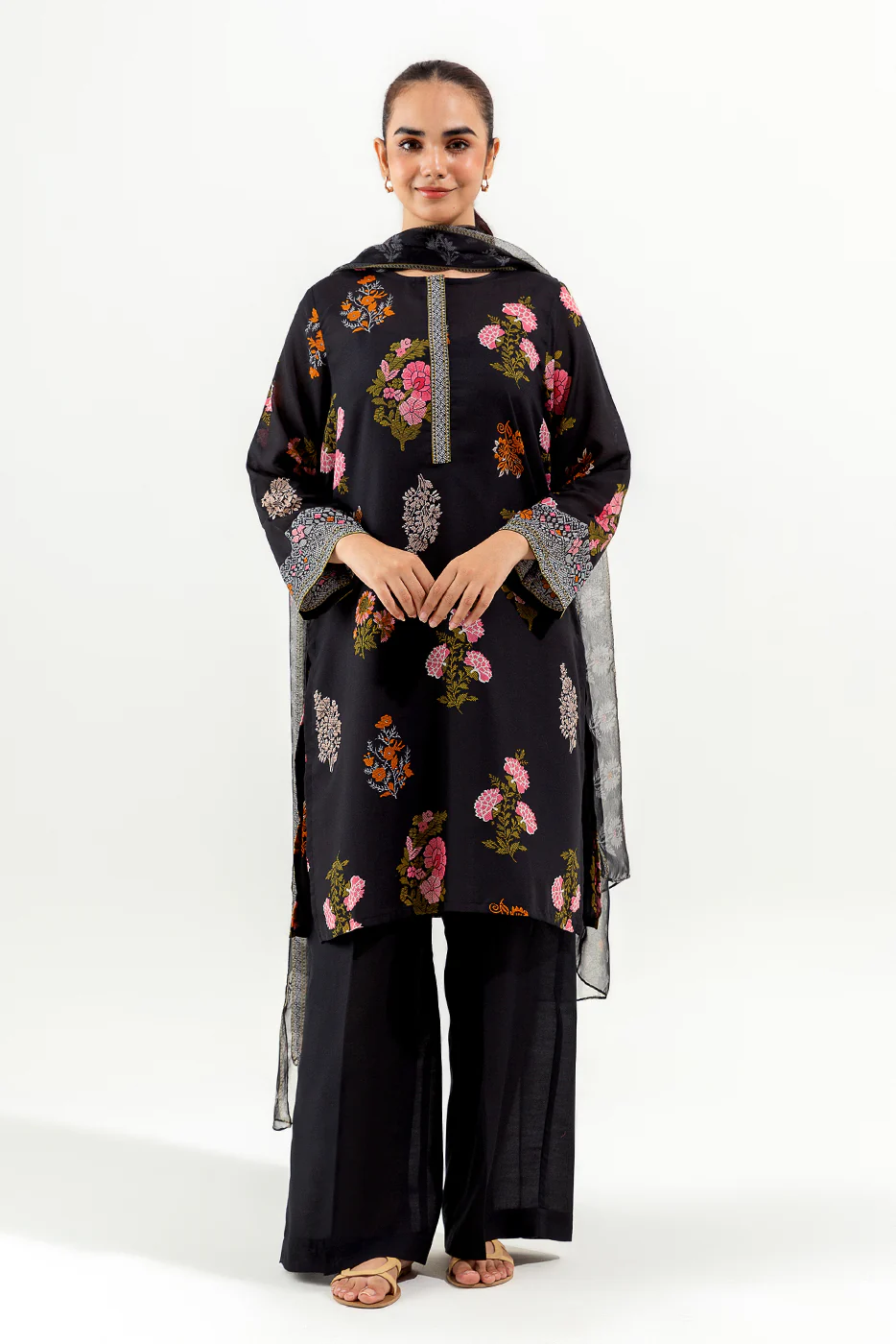 3 PIECE PRINTED LAWN SUIT (PRET) - Image 3