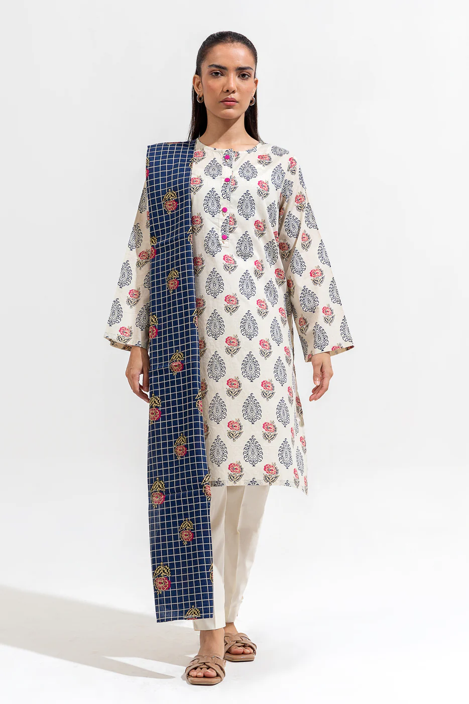 2 PIECE PRINTED LAWN SUIT (PRET) - Image 2