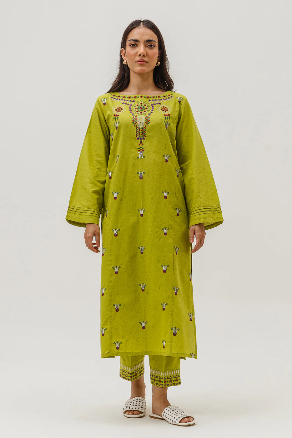 2 PIECE EMBROIDERED MULTI NAPS SUIT (PRET) - Image 2