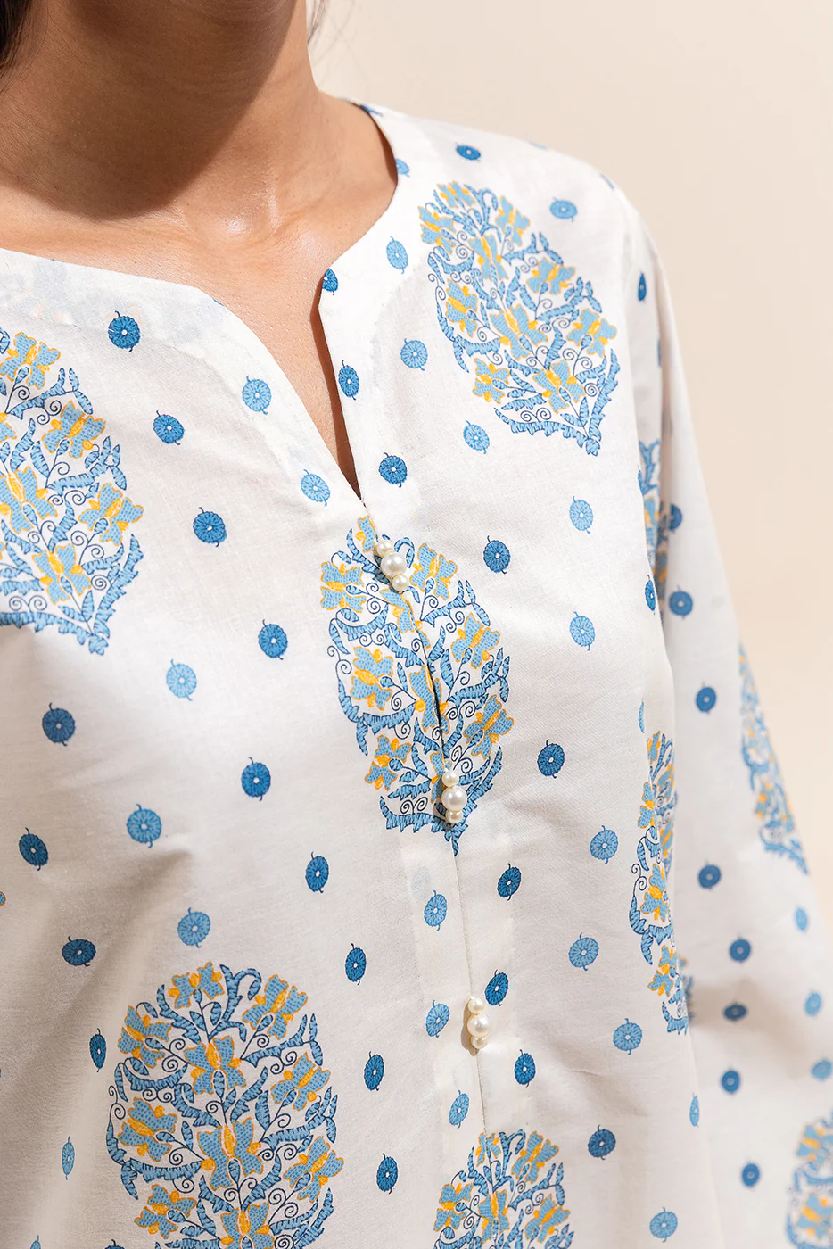 1 PIECE PRINTED LAWN SHIRT-CREME GRANITE (UNSTITCHED) - Image 3