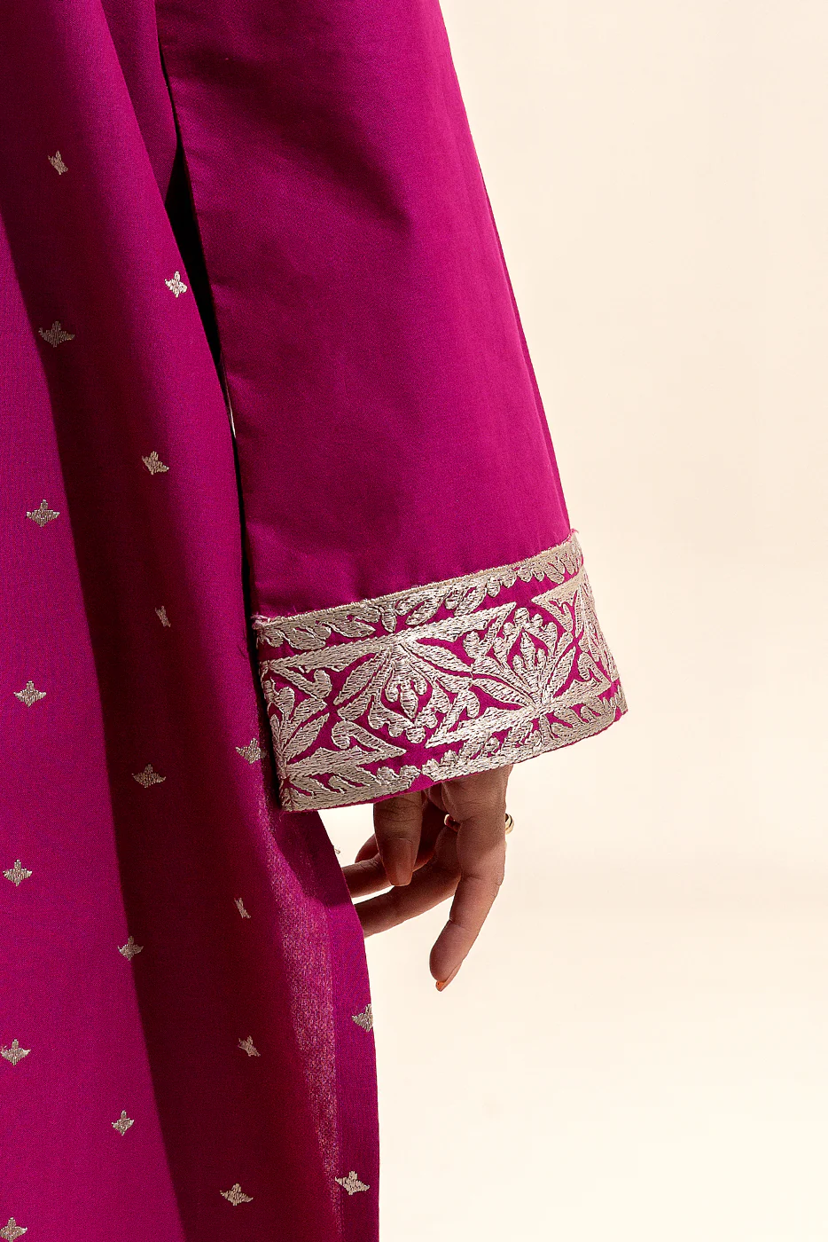 1 PIECE EMBROIDERED LAWN SHIRT-TRIBAL CARNATION (UNSTITCHED) - Image 5