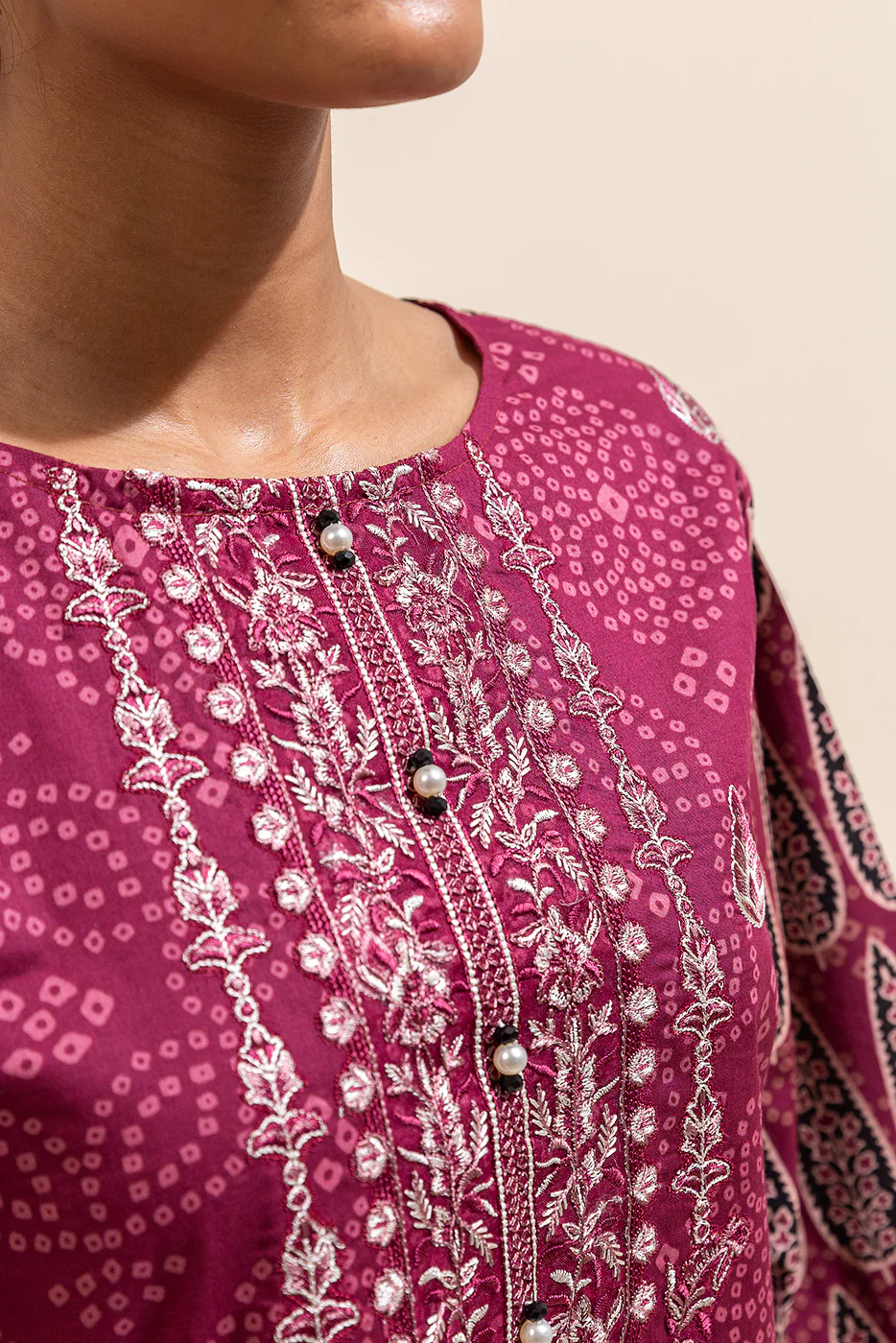 3 PIECE EMBROIDERED LAWN SUIT-MULBERRY TRIBE (UNSTITCHED) - Image 5