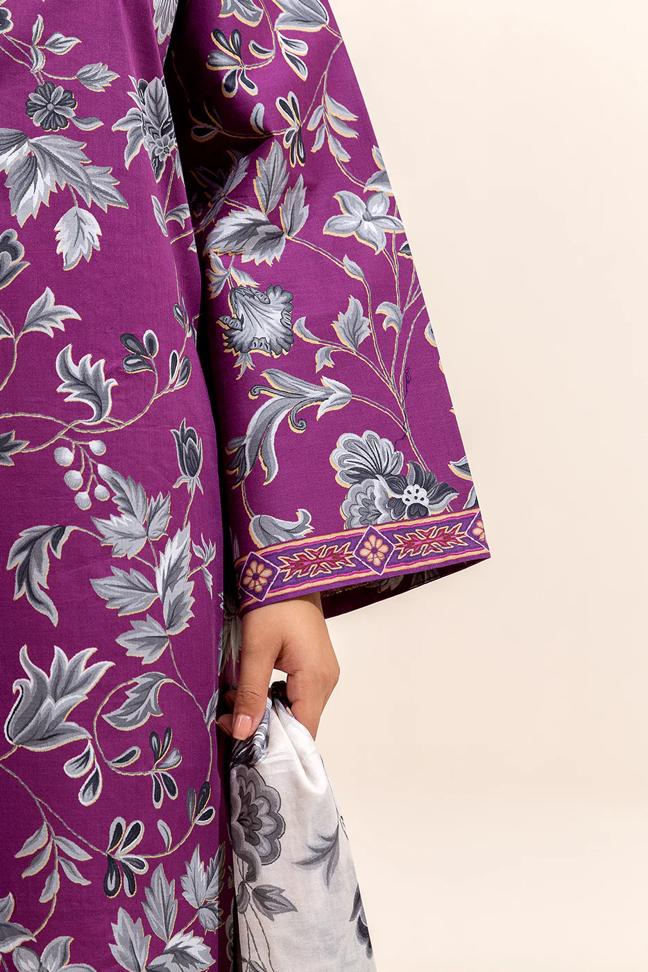 3 PIECE PRINTED LAWN SUIT-MULBERRY ASH (UNSTITCHED) - Image 6