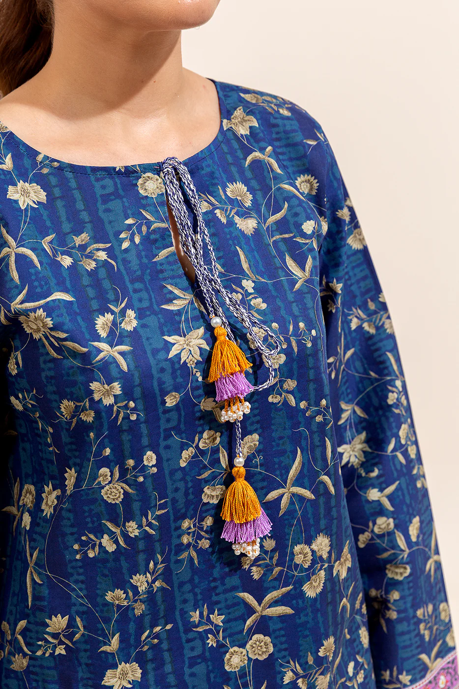 3 PIECE PRINTED LAWN SUIT-AZURE GLOW (UNSTITCHED) - Image 5