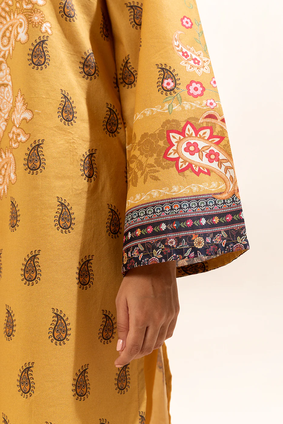 3 PIECE PRINTED LAWN SUIT-MUSTARD FOIL (UNSTITCHED) - Image 3
