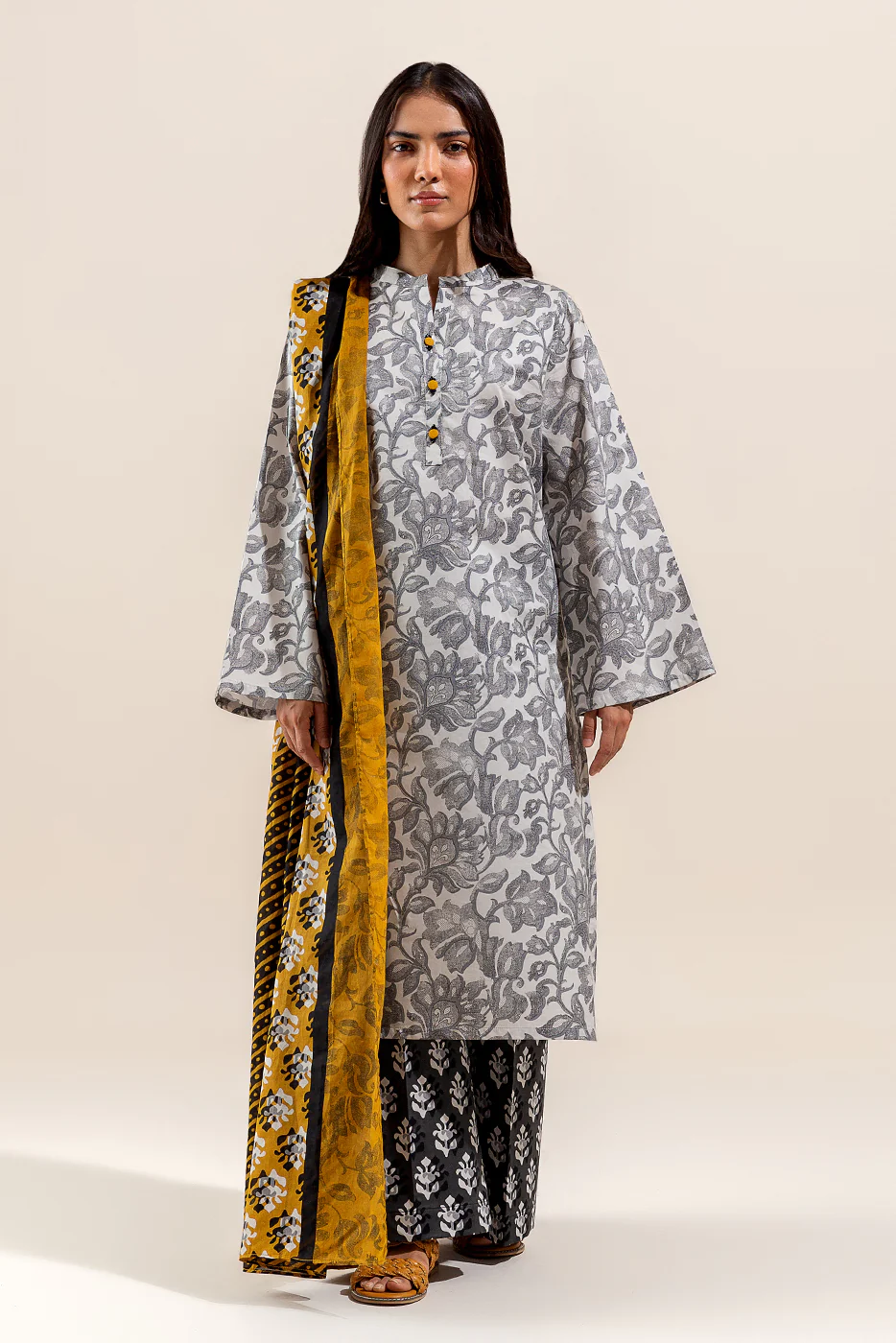 3 PIECE PRINTED LAWN SUIT-CREAMY VERVE (UNSTITCHED) - Image 2