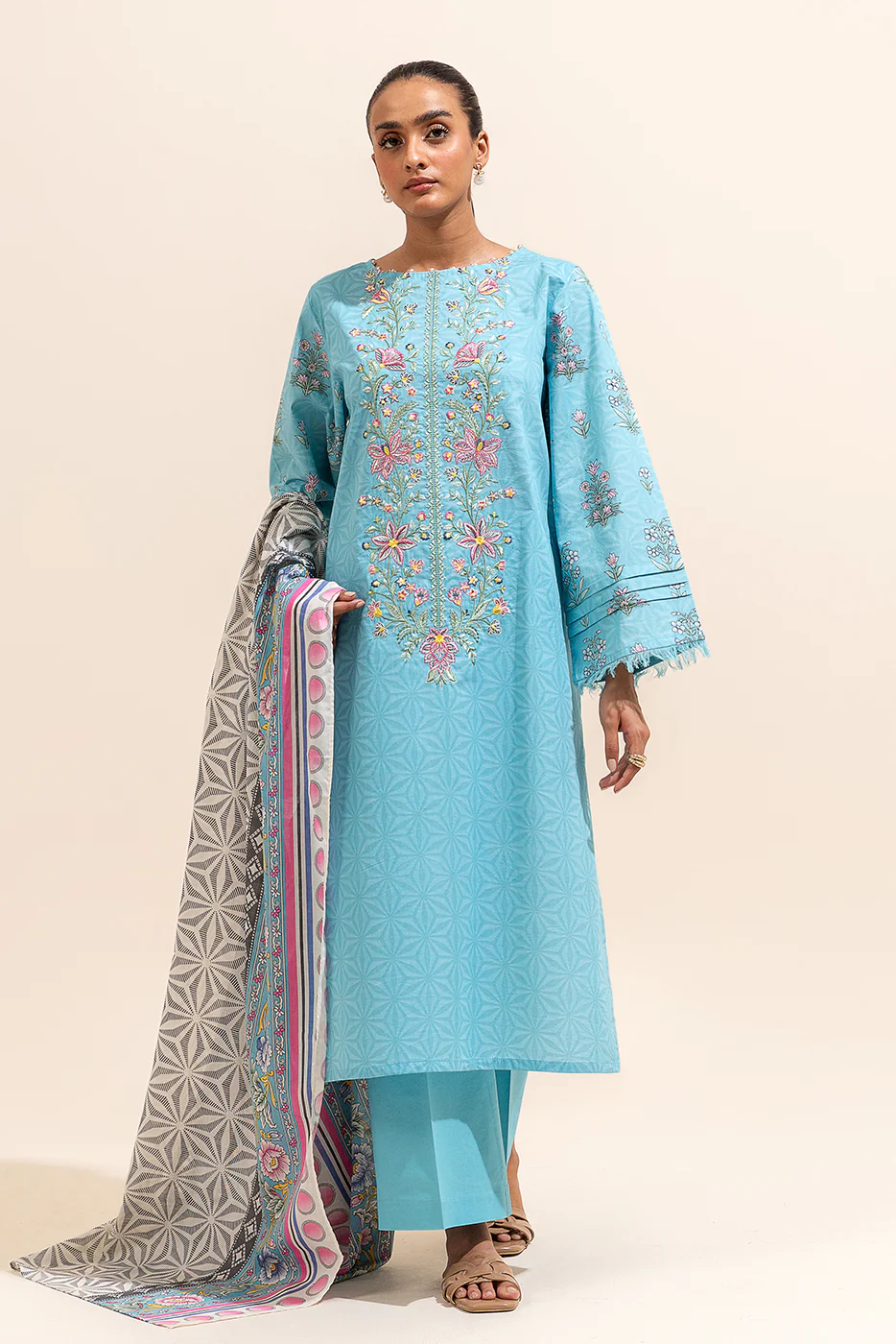 3 PIECE EMBROIDERED LAWN SUIT-CYAN WHISPER (UNSTITCHED) - Image 3