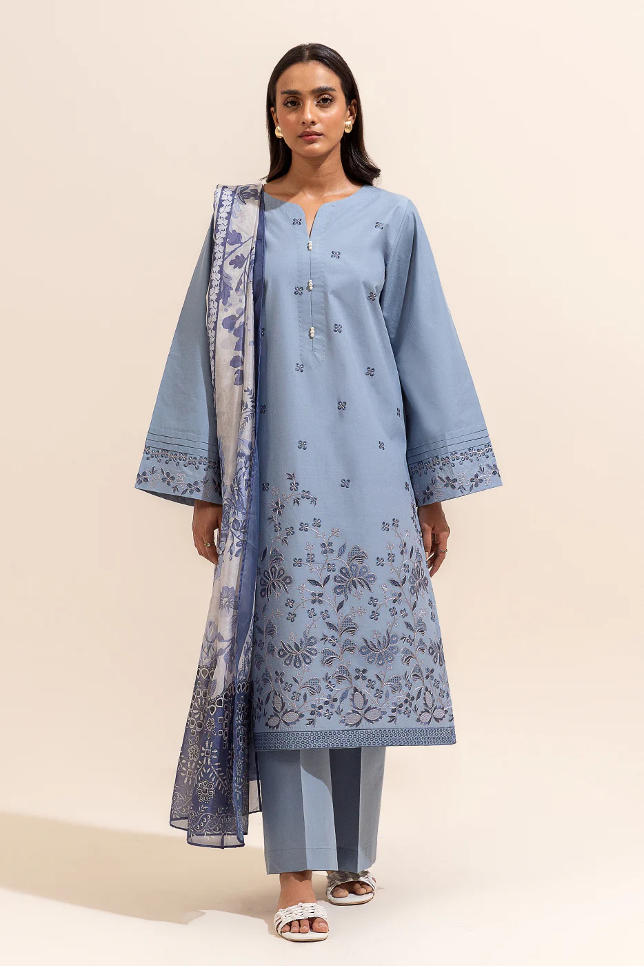 3 PIECE EMBROIDERED LAWN SUIT-FOSSIL MUSE (UNSTITCHED) - Image 5