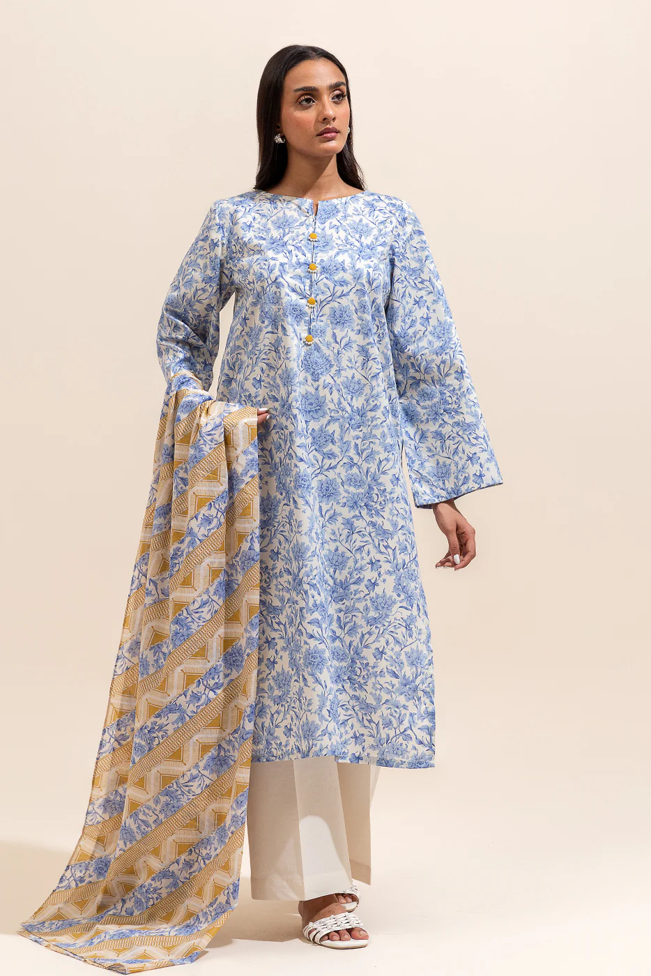 3 PIECE PRINTED LAWN SUIT-BLUE HUE ( UNSTITCHED) - Image 3