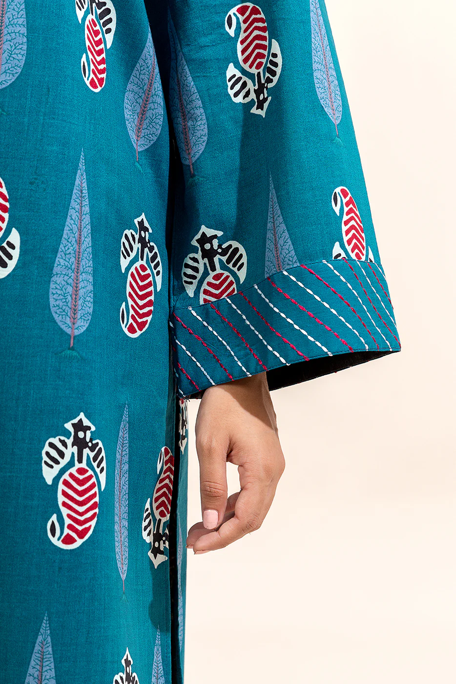 2 PIECE PRINTED LAWN SUIT-DEEP FLAIR (UNSTITCHED) - Image 3