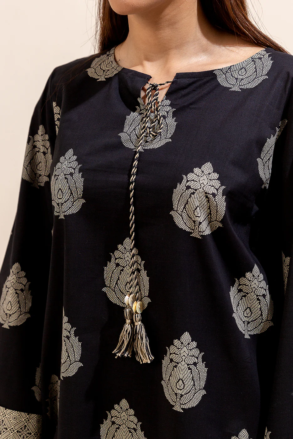 2 PIECE PRINTED LAWN SUIT-SABLE MELODY (UNSTITCHED) - Image 2