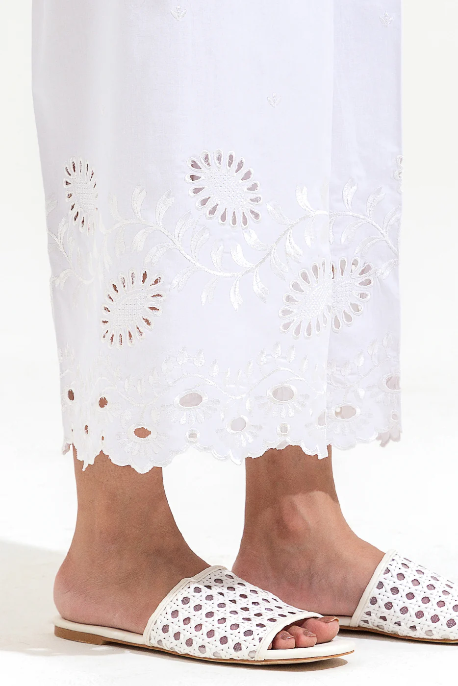 EMBROIDERED CULOTTE PANTS - Image 2