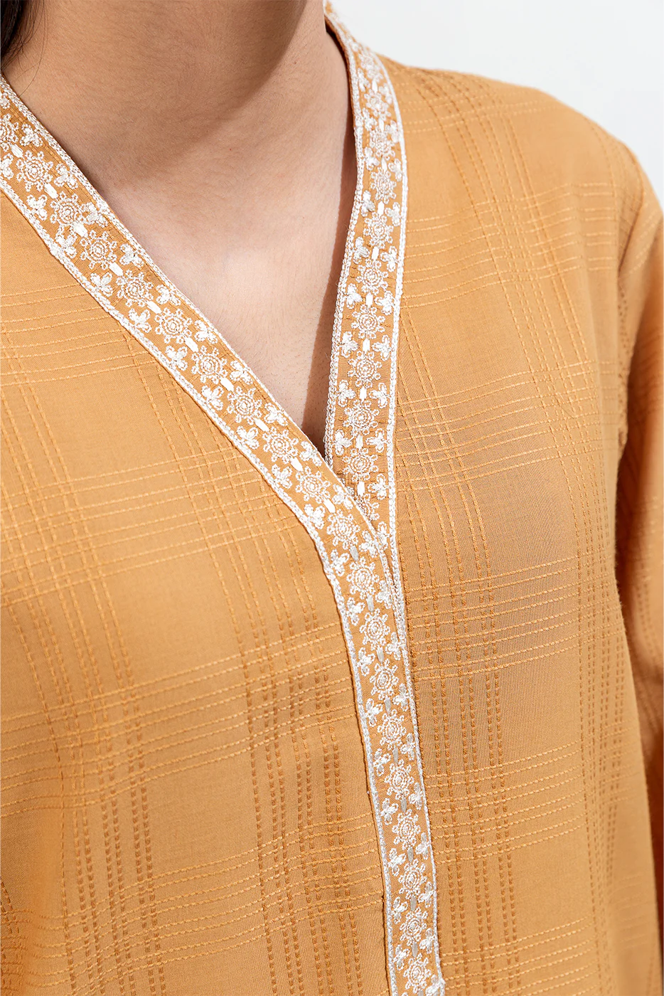 EMBROIDERED JACQUARD SHIRT (PRET) - Image 4