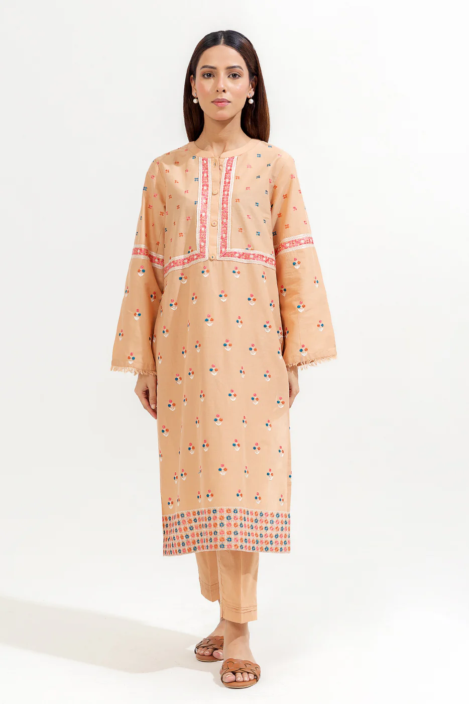 2 PIECE EMBROIDERED LAWN SUIT (PRET) - Image 3