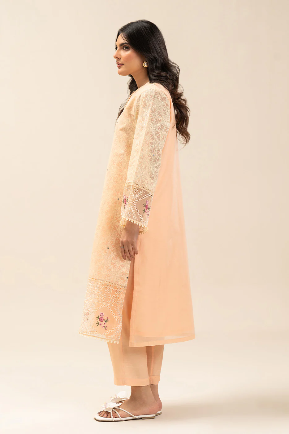 2 PIECE EMBROIDERED PAPER COTTON SUIT (PRET) - Image 4