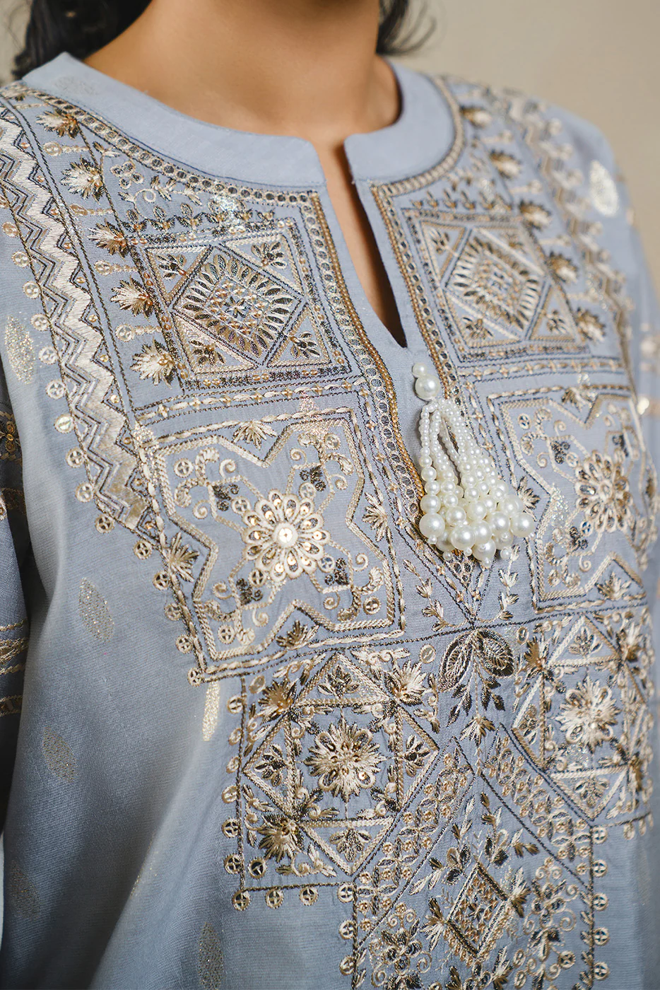 2 PIECE EMBROIDERED LUREX JACQUARD SUIT (LUXURY PRET) - Image 5