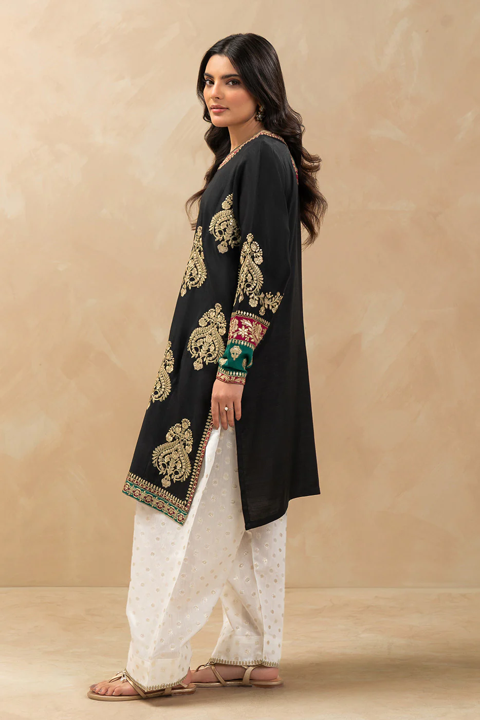 2 PIECE EMBROIDERED RAW SILK SUIT (LUXURY PRET) - Image 4
