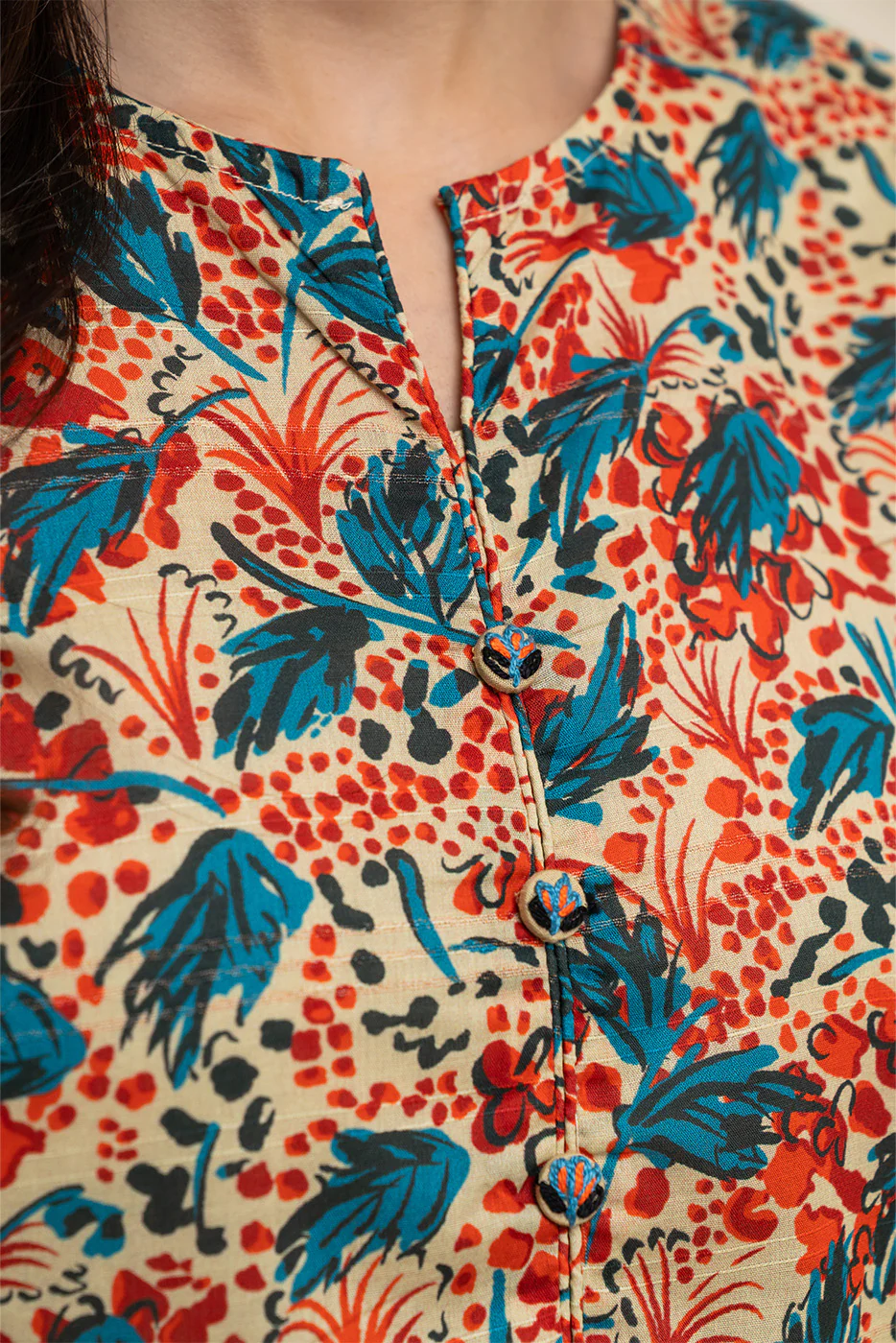 2 PIECE PRINTED LUREX LAWN SUIT (PRET) - Image 5