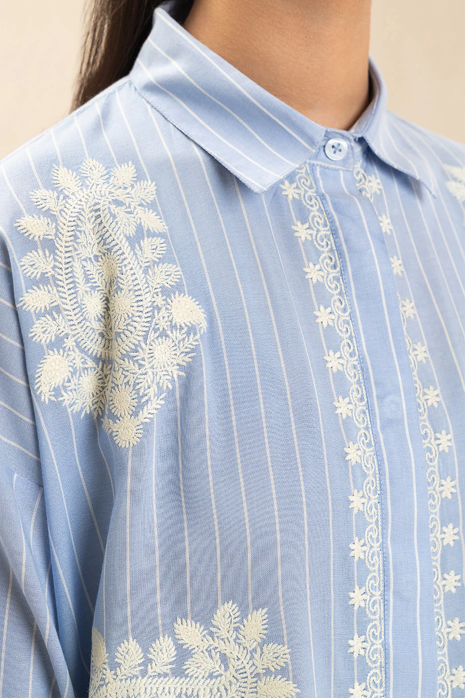 EMBROIDERED YARN DYED BLOUSE (FLOW) - Image 6