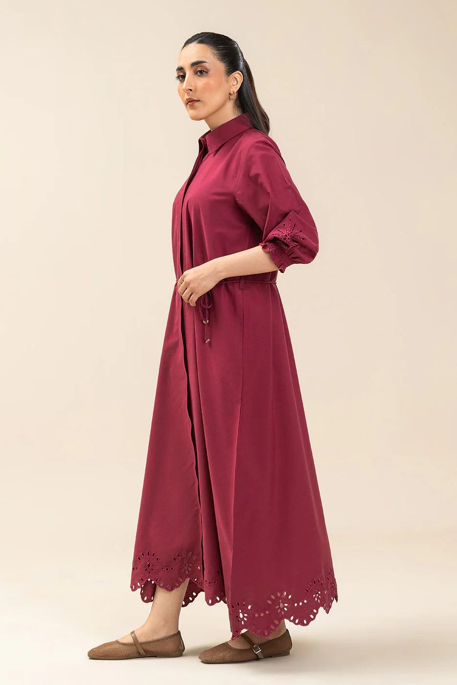 EMBROIDERED YARN DYED DRESS (FLOW) - Image 3