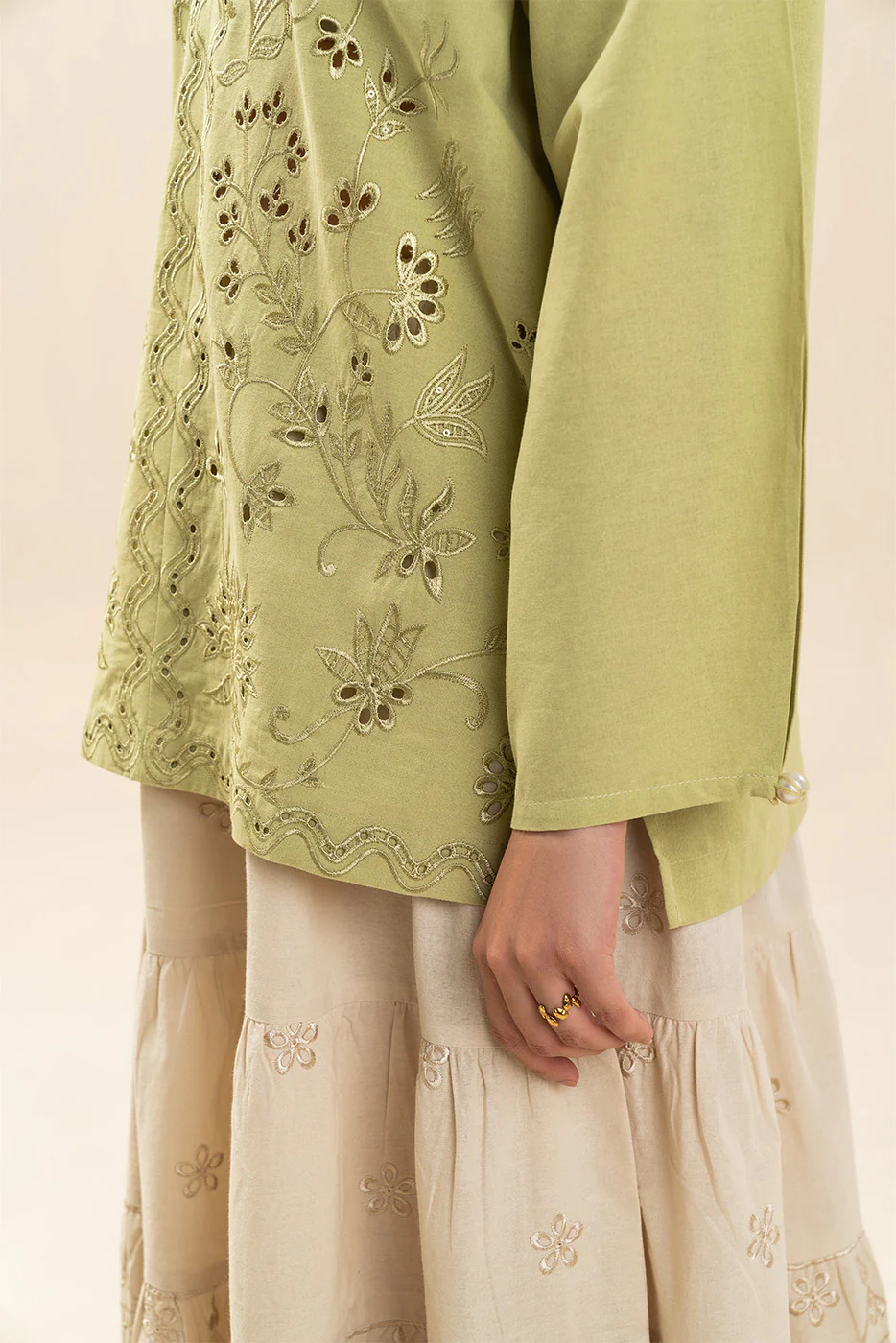 EMBROIDERED TOP (FLOW) - Image 7