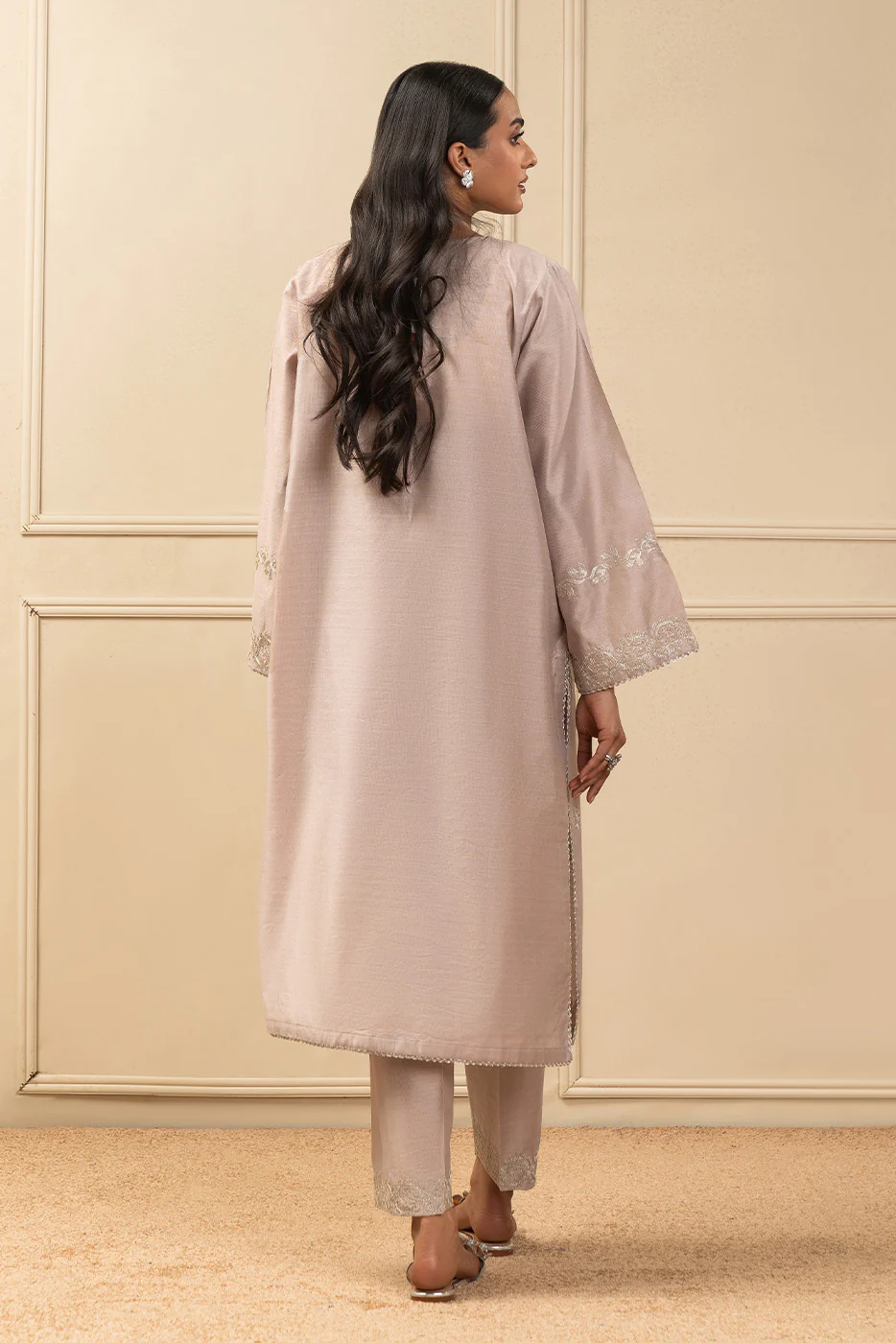 2 PIECE EMBROIDERED TWO TONE SUIT (HIGH CASUAL) - Image 4